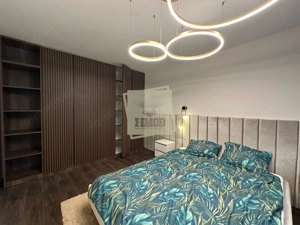 Apartament Central 1 Camera de Lux cu Balcon si Vedere spre Munte - imagine 10