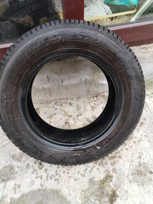 Vând 4 cauciucuri de iarna +2 vara 175 70 r14. Preț 400 lei negociabil nr tel 0735817136 