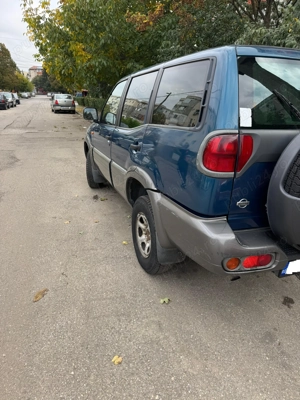 Nissan Terrano 2