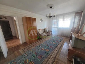 Apartament 3 camere decomandat, zona Narcisa