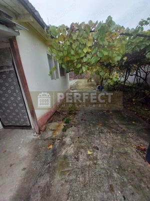 Casa cu teren in Barcanesti,la 5 km Ploiesti,Pret 61000 EUR - imagine 5