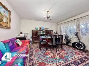 Apartament 4 camere lângă Liceul Pedagogic,112 mp ,et.3 4 cu termotecă - imagine 2