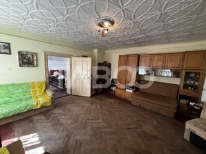 Casa de vanzare cu gradina si curte prima afisare zona Terezian Sibiu - imagine 3