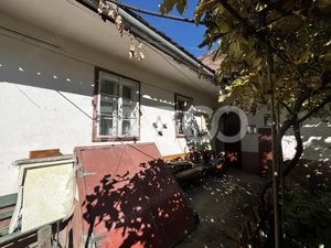 Casa de vanzare cu gradina si curte prima afisare zona Terezian Sibiu - imagine 14