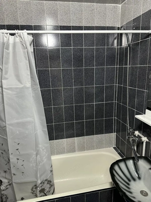 Ofer spre inchiriere apartament de doua camere in zona berceni la 5 minute de metrou - imagine 5 Ofer spre inchiriere apartament de doua camere in zona berceni la 5 minute de metrou - imagine 5