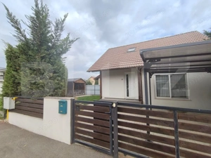 Casa 3 camere, 70 mp utili, curte proprie de 150 mp, zona Grigorescu