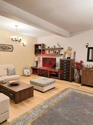 Vila Zona Turistica 7 Camere, Finisaje de Lux, Aproape de Plaja, 428 mp utili - imagine 10