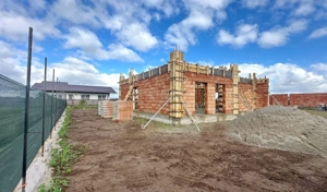 Structura Generoasa Zona Linistita - imagine 6