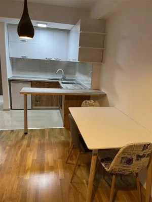 Garsoniera de inchiriat in zona Vitan