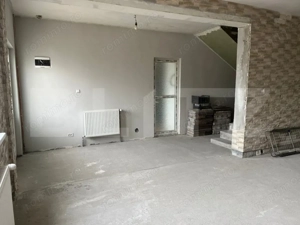 Casa P+1, deschidere bilaterala, 564 mp, Isalnita - imagine 11