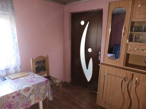 Vînd casă la țară - imagine 6