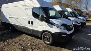 Închiriez Microbuz marfă   Dubă - intern și extern