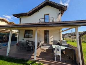 Casă duplex modernă cu 3 camere, teren 344 mp, zonă liniștită   Gilău