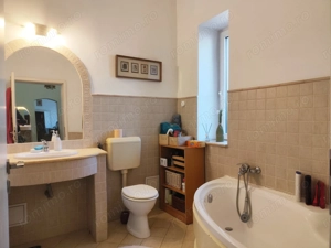 Casa cu 4 camere de vanzare in zona centrala – Louis Pasteur, Oradea - imagine 14