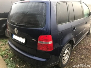 Dezmembrez Volkswagen Touran 2.0 TDI AZV - imagine 4