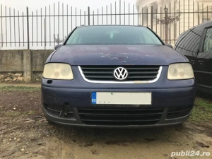 Dezmembrez Volkswagen Touran 2.0 TDI AZV - imagine 5