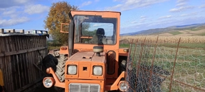 Vind U 650  sau schimb cu autoutilitara cu prelata 