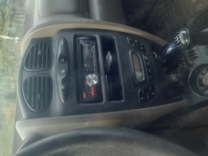 Vând santa Fe 2001 - imagine 4 Vând santa Fe 2001 - imagine 4