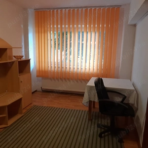 Garsonieră de închiriat în centrul cart.Strand