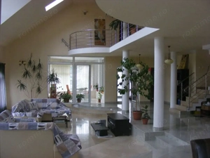 Sangeorgiu de Mures - Vanzare casa moderna cu 3 garaje - Str. Borzas