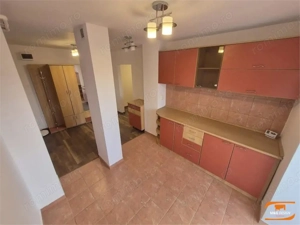 3 cam decomandat spatios Dorobantilor