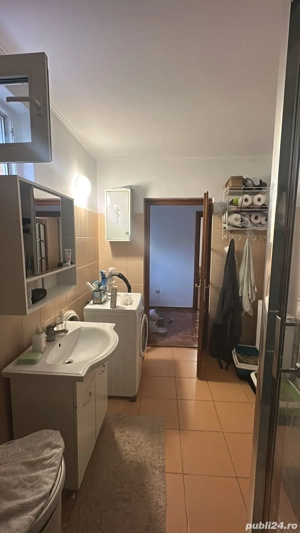 Casa, teren=250mp, mob si ut, 139500euro neg - imagine 6