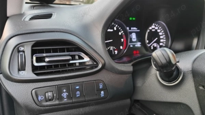 Vand Hyundai i30 hybrid, sport wagon, 160 cp - imagine 8