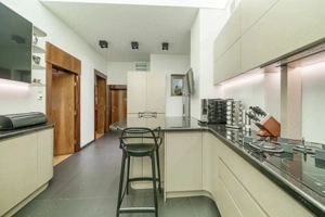 Reședință 227mp*Etaj 1/2 in vilă interbelică*Eleganță modernă*Credit ipotecar* - imagine 16