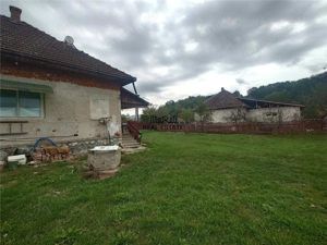 Casa cu teren, aproape de centrul balneo-termal Vata Bai - imagine 18