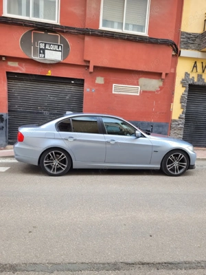 Vând BMW E90 - imagine 2