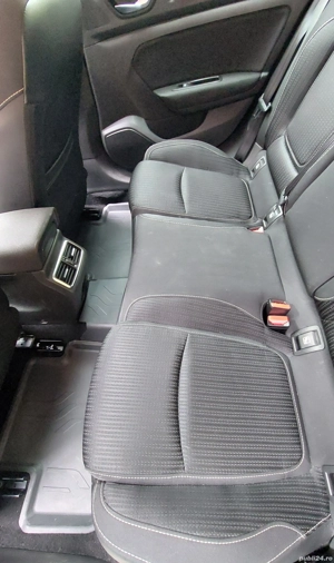 Vand Renaut Megane 4, 2018, motor clasic aspirat 1.6 benzină + GPL - imagine 7 Vand Renaut Megane 4, 2018, motor clasic aspirat 1.6 benzină + GPL - imagine 7