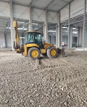 Buldoexcavator Komatsu  - imagine 2