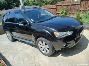 Mitsubishi Outlander  Variante 8+1 - imagine 2