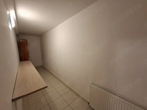 Zona str. Scolii   de vanzare spatiu comercial situat la parterul unui bloc - imagine 4 Zona str. Scolii   de vanzare spatiu comercial situat la parterul unui bloc - imagine 4