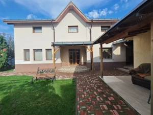 Casa in Serbanesti - imagine 16