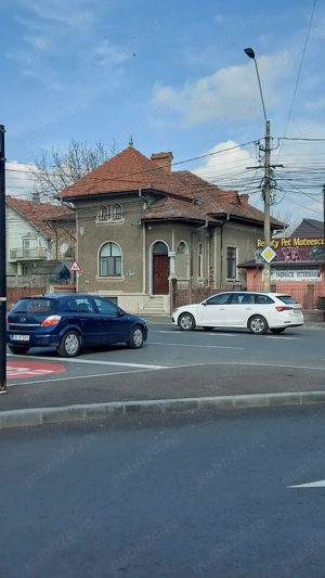 Proprietar, vand apartament  la vila