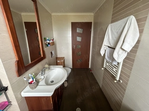 Apartament spațios 3+1 camere, proprietar - imagine 16