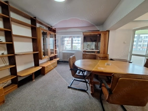 Apartament cu 3 camere de închiriat Stefan cel Mare