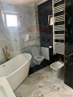 Casă cu 5 camere de vânzare, str. Bobâlna, Sighetu Marmației - imagine 6 Casă cu 5 camere de vânzare, str. Bobâlna, Sighetu Marmației - imagine 6