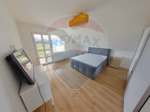 Casă cu 5 camere de vânzare, str. Bobâlna, Sighetu Marmației - imagine 13 Casă cu 5 camere de vânzare, str. Bobâlna, Sighetu Marmației - imagine 13