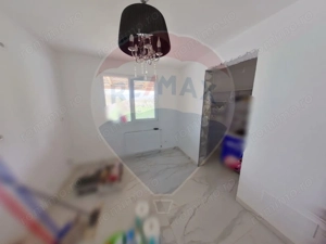 Casă cu 5 camere de vânzare, str. Bobâlna, Sighetu Marmației - imagine 7 Casă cu 5 camere de vânzare, str. Bobâlna, Sighetu Marmației - imagine 7