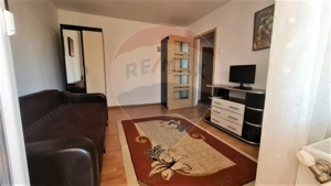 Garsoniera de inchiriat, strada Garii, etajul 3/4