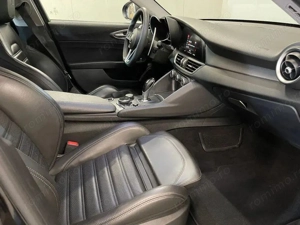Alfa Romeo Giulia - imagine 10