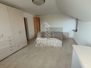 Casa cu 4 dormitoare living și bucatarie, centrala proprie, Girocului - imagine 13
