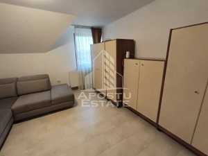 Casa cu 4 dormitoare living și bucatarie, centrala proprie, Girocului - imagine 12