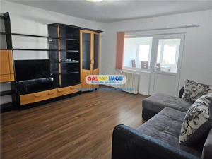 Inchiriere apartament 3 camere decomandat Targoviste CFR