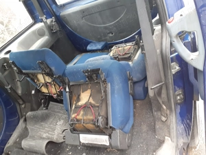 Vând auto cu foi arc spate cu fiscal carte și certificat sau schimb cu țeavă rectangulara dif dimens - imagine 6