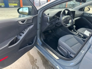 Hyundai Ioniq plug-in hybrid - imagine 4