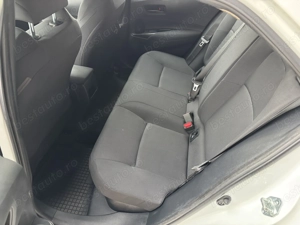 Toyota Corolla Hybrid  - imagine 8