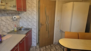 Inchiriez apartament 2 camere decomandat in Deva, I. Maniu, suprafata utila 50, et. 2 - imagine 2